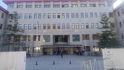 Manavgat'ta Yolsuzluk Davası Devam Ediyor