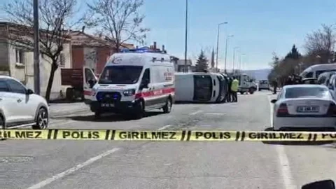 Kayseri'de Öğrenci Servisi Kaza Yaptı