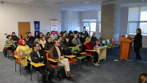 Samsun'da Kadınların Siyasi Temsili Konuşuldu