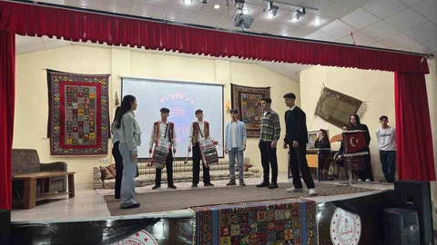 Karayazı'da Ramazan Şenliği Coşkulu Geçti