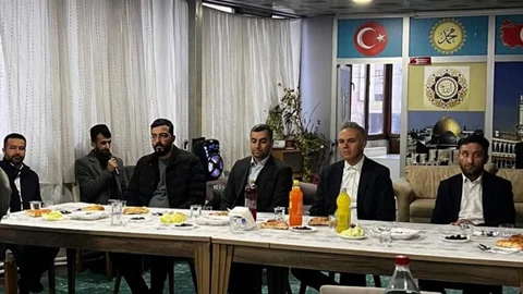 Hakkari'de Öğrencilerle İftar Buluşması