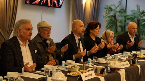 Söke'de Protokol İftar Buluşması