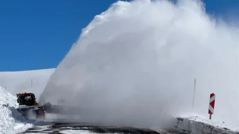 Sahara Geçidi'nde Çığ Düşmesi