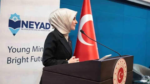 Bakan Göktaş Kadınların Krizlerden Etkilendiğini Vurguladı