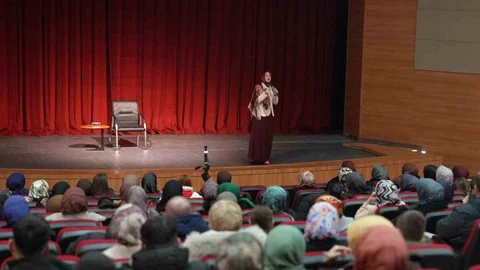 Merve Gülcemal Düzce'de Etkinlikte Buluştu