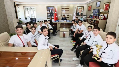 Manisa'da Su Topu Başarısı