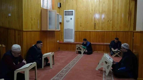 Gaziantep'te İtikaf İbadeti Yapılıyor