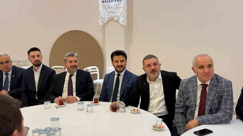 AK Parti Sincan'da İftar Programı Düzenledi