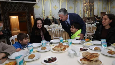 Dilovası'nda Gençlik İftarı Düzenlendi