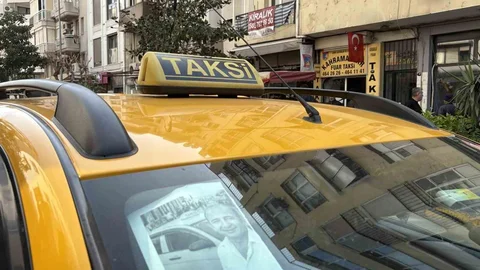 İzmir'de Taksici Cinayeti İçin Konvoy Düzenlendi