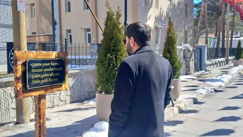 Erzincan'da Şemsiyeli Sokak Renkleniyor