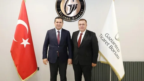 Gaziantep'te İstiklal Marşı Mesajı