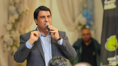 Umut Yılmaz İftar Sofrası Kurdu