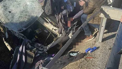 Sivas'ta Ticari Araç Kazası