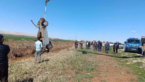 Şanlıurfa'da Otomobil Devrildi