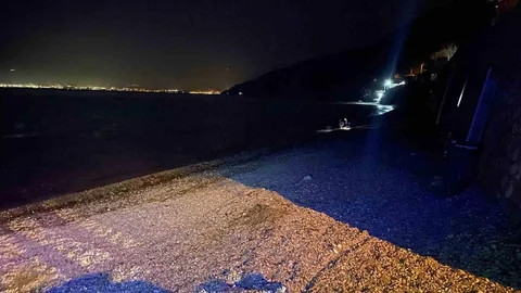 Bursa'da Baba-Oğul Kayıkla Açıldıkları Denizde Tehlike Atlattı