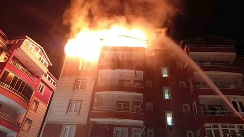 Yozgat'ta Apartman Yangını