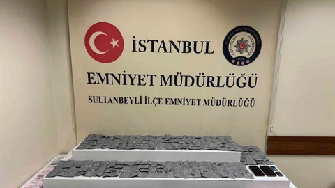 Sultanbeyli'de Dron ile Uyuşturucu Operasyonu