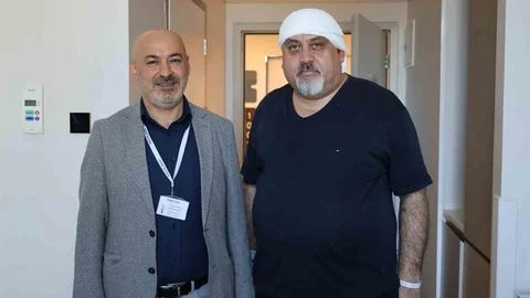 İzmir'de Delirten Hastalık Tedavi Edildi