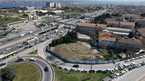 Avcılar'da Yıkılan Camii Hala Yapılmadı