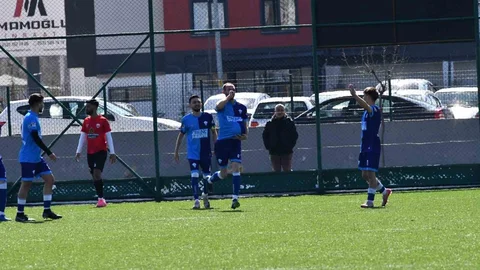 Muhsin Karataş'ın Golü Kızına Armağanı