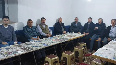 Dumlupınar'da Muhtarlarla İftar Yemeği