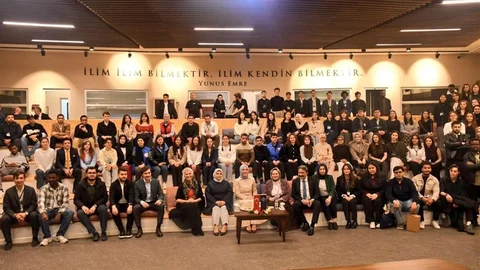Gençlik ve Spor Bakan Yardımcısı Eskişehir'de Buluştu
