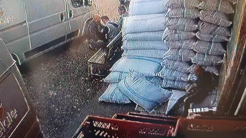 Antalya'da Fırın Çalışanına Kalp Krizi