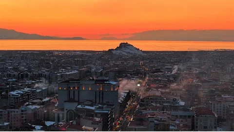 Van'da Gün Batımı Manzarası