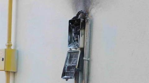 Bafra'da Elektrik Panosunda Yangın Çıktı