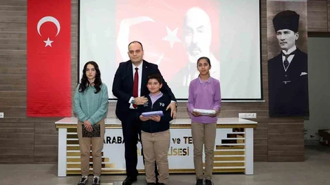 Araban’da İstiklal Marşı’nın 105. Yılı Kutlandı