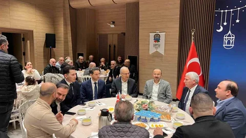 Çermikliler İstanbul'da İftar Yemeğinde Buluştu