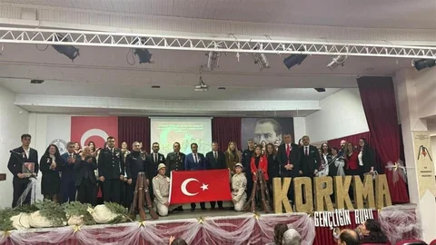 Burhaniye’de İstiklal Marşı Anma Töreni