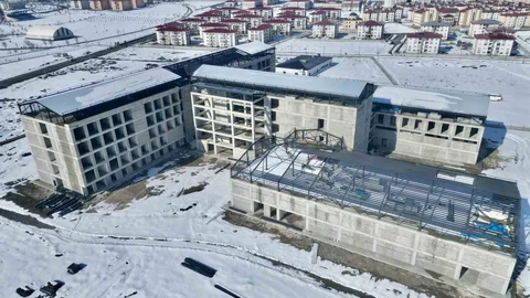 Ağrı'da Deprem İzolatörü Bulunan Hastane Açılıyor