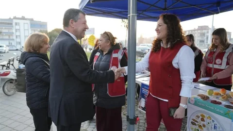 Burhaniye'de Sağlık Etkinliği Düzenlendi