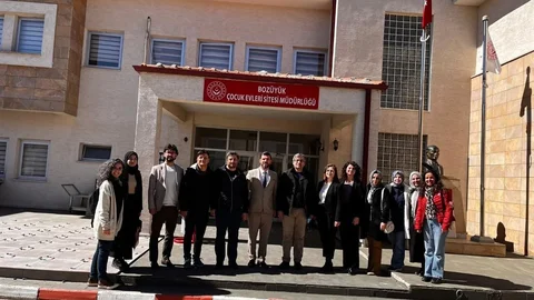 Bilecik'te Ortaokul Öğrencilerine Bayram Hediyesi
