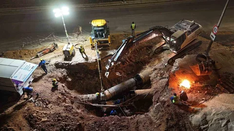 Antalya'da Su Hattı Çalışmaları