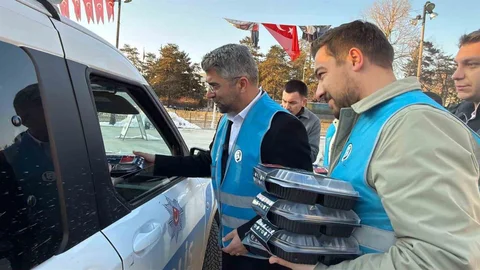 AK Gençlik Erzurum'da Ramazan Programları