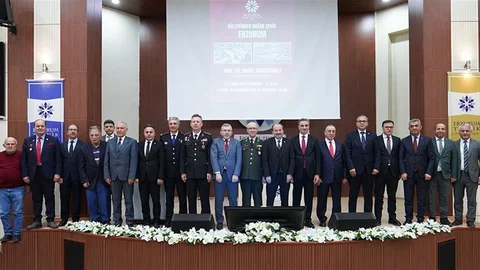 Erzurum’da Küllerinden Doğan Şehir Konferansı