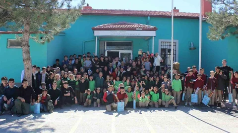 Konya'da Öğrencilere Bayram Sevinci Yaşatıldı