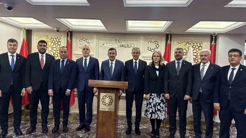 Cumhurbaşkanı Yardımcısı Mardin'de Ziyaretlerde Bulundu