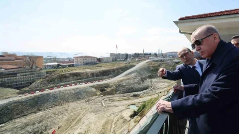 Cumhurbaşkanı Erdoğan Cerrahpaşa Hastanesi İnşaatını İnceledi