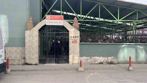 Eskişehir'de 13 Yaşındaki Kız Defnedildi