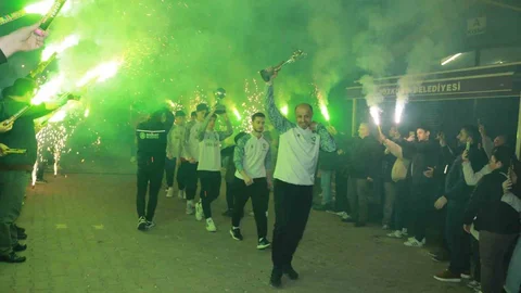 Kastamonu'da Şampiyon Öğrencilere Coşkulu Karşılama