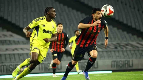 Fatih Karagümrük Fenerbahçe'yi Geride Bıraktı