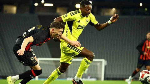 Fatih Karagümrük, Fenerbahçe'yi Yendi