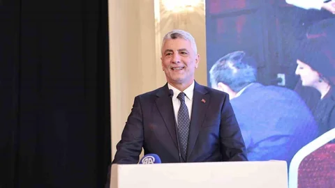 Ticaret Bakanı Bolat'tan Yeni Gümrük Kapısı Açılması Açıklaması