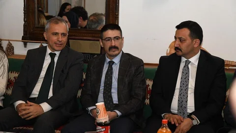 Osmaniye'de Öğrencilerle İftar Buluşması