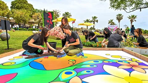 Çiçek Desenleri Günleri Başladı