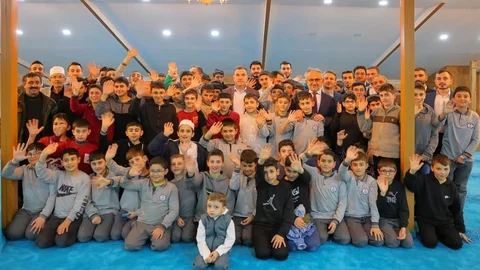 Bayburt'ta Vali Eldivan İftar Yemeği Düzenledi